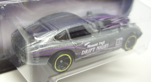 画像: 2015 WALMART EXCLUSIVE - HW ROAD TRIPPIN' 【TOYOTA 2000 GT】 GRAY/MC5 (ほとんどに塗装ムラがあります）(予約不可）