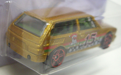 画像: 2015 WALMART EXCLUSIVE - HOLIDAY HOT RODS 【VOLKSWAGEN BRASILIA】 GOLD/PR5