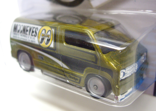 画像: 2015 SUPER TREASURE HUNTS 【CUSTOM '77 DODGE VAN】　SPEC.YELLOW/RR (MOONEYES)