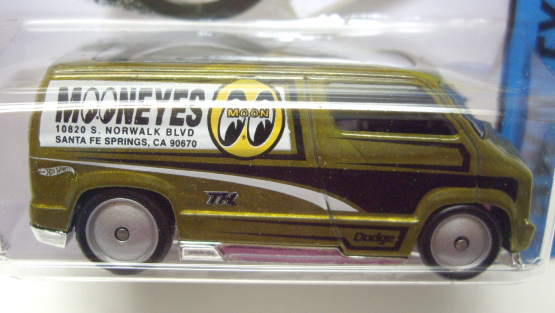 画像: 2015 SUPER TREASURE HUNTS 【CUSTOM '77 DODGE VAN】　SPEC.YELLOW/RR (MOONEYES)