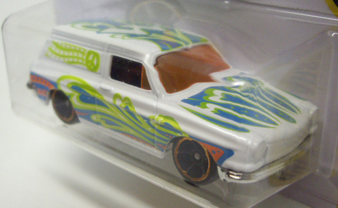 画像: 【CUSTOM '69 VOLKSWAGEN SQUAREBACK】 WHITE/O5 (KMART EXCLUSIVE)