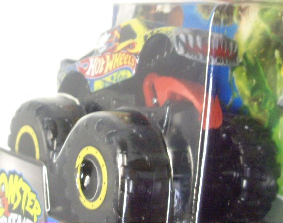 画像: 2016 MONSTER JAM "MONSTER MUTANTS" 【TEAM HOT WHEELS】 BLACK （ギミック有）