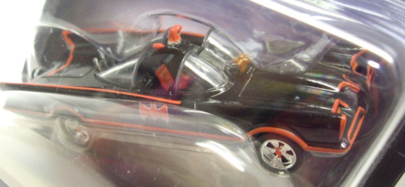 画像: 2016-18 1/50 BATMOBILE 【CLASSIC TV SERIES : 1966 BATMOBILE】　BLACK/RR