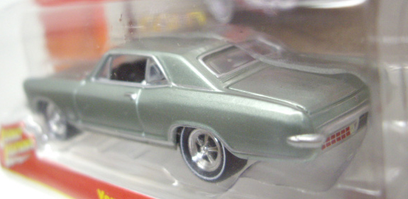 画像: 2016 JOHNNY LIGHTNING - CLASSIC GOLD COLLECTION 【1965 BUICK RIVIERA】　SILVERGREEN/RR