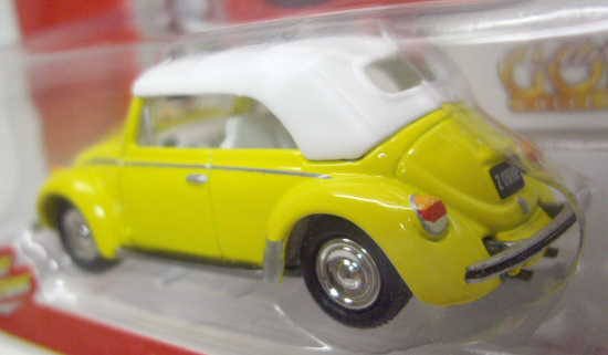 画像: 2016 JOHNNY LIGHTNING - CLASSIC GOLD COLLECTION 【1975 VW SUPER BEETLE CONVERTIBLE】　YELLOW/RR