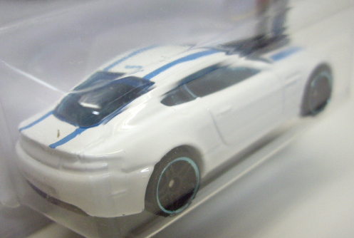 画像: 【ASTON MARTIN V8 VANTAGE】 WHITE/PR5