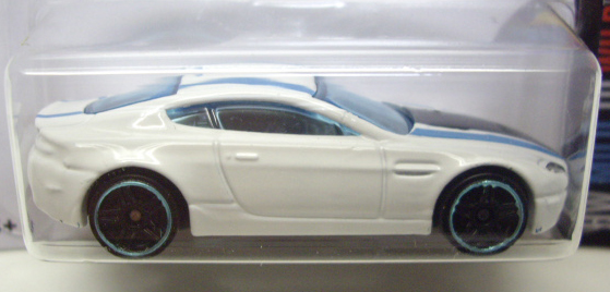 画像: 【ASTON MARTIN V8 VANTAGE】 WHITE/PR5