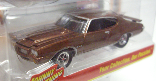 画像: 2016 JOHNNY LIGHTNING - MUSCLE CARS USA S1 【1971 PONTIAC GTO】 MET.BROWN/RR　