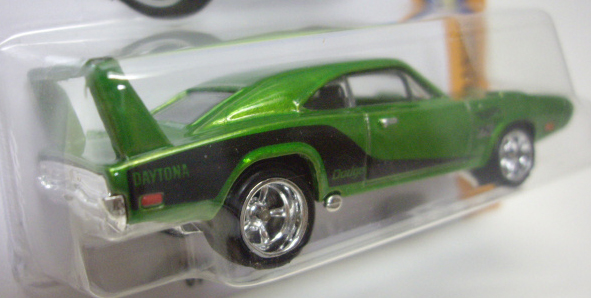 画像: 2016 SUPER TREASURE HUNTS 【'69 DODGE CHARGER DAYTONA】 SPEC.GREEN/RR