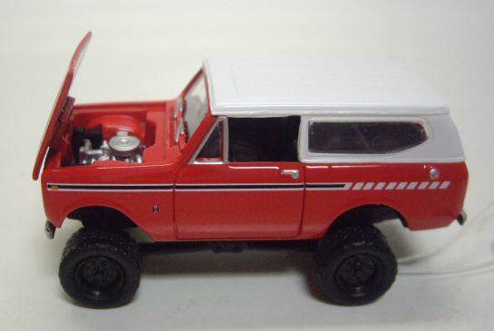 画像: JOHNNY LIGHTNING - SPECIAL EDITION "ERTL COLLECTIBLES" 【1979 INTERNATIONAL SCOUT LIFTED 4x4】 RED/RR