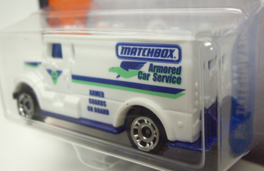 画像: 2016 【INTERNATIONAL ARMORED TRUCK】 WHITE (MATCHBOX TAMPO)