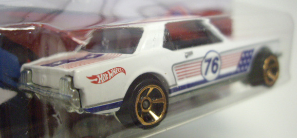 画像: 2016 WALMART EXCLUSIVE - STARS & STRIPES 【'65 MUSTANG】 WHITE/MC5 (予約不可）