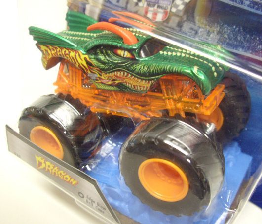 画像: 2016 MONSTER JAM includes STUNT RAMP! 【DRAGON】 GREEN (EDGE GLOW/ROLL CAGE)