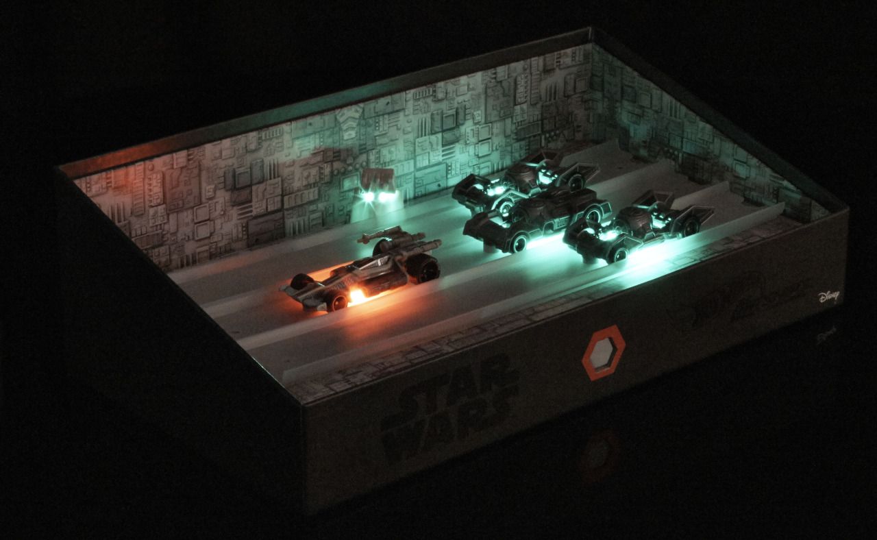 画像: 2016 SAN DIEGO COMIC-CON EXCLUSIVE 【HOT WHEELS "STAR WARS" Carships Trench Run Set 】 