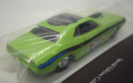 2016 Hot Wheels 30th Collectors Convention CA green Dinner 70 Challenger 