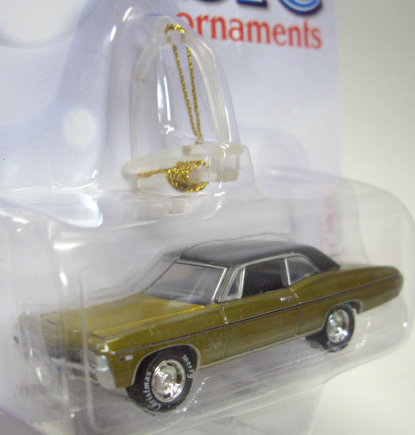 画像: 2016 JOHNNY LIGHTNING - HOLIDAY CLASSICS ORNAMENTS S1 【1968 CHEVY IMPALA】 GOLD/RR　