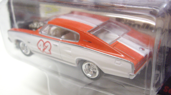 画像: 2016 JOHNNY LIGHTNING - STREET FREAKS S2 【1966 DODGE CHARGER】 WHITE-RED (THE SPOILERS)