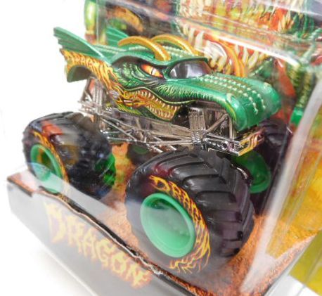 画像: 2015 WALMART MAIL IN PROMO 【DRAGON】 GREEN