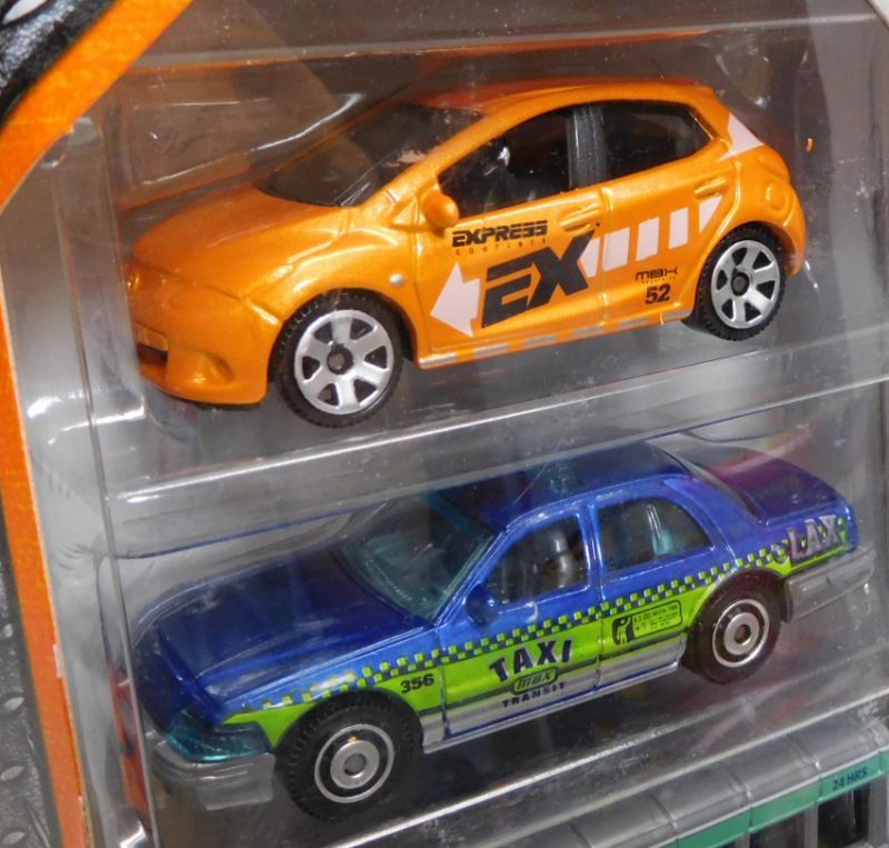 画像: 2016 MATCHBOX 5PACK  【CITY】Mazda 2 / Ford Crown Victoria Taxi / GMC School Bus / Limousine / Billboard Truck