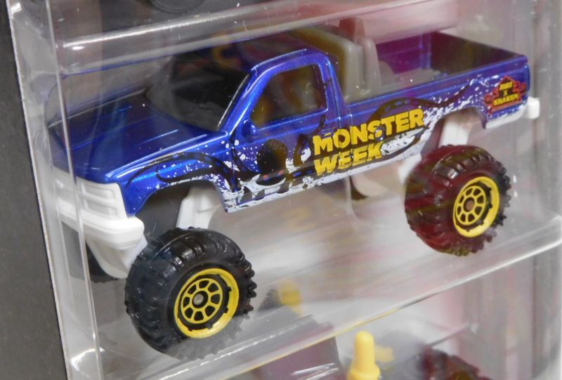 画像: 2016 MATCHBOX 5PACK  【MONSTER WEEK】Trail Tipper / Ford Crown Victoria Taxi / Chevy K-1500 / Torque Titan / Garbage Grinder  