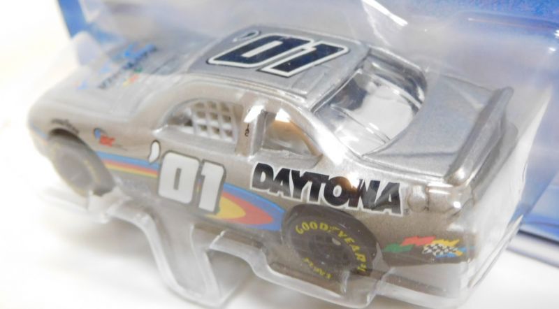 画像: 2001 DAYTONA INTERNATIONAL SPEEDWAY 【PONTIAC GRAN PRIX】　SILVER (イベント限定モデル）