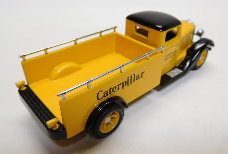 画像: 【特別価格】 1996 MATCHBOX - 1/43 COLLECTIBLES 【CATERPILLAR 1933 DIAMOND T】 YELLOW/RR