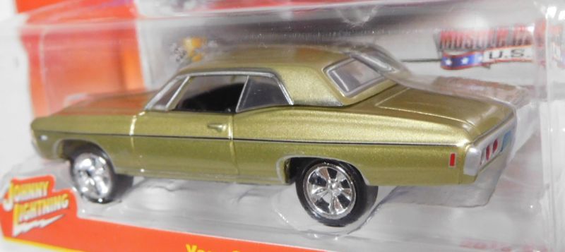 画像: 2016 JOHNNY LIGHTNING - MUSCLE CARS USA S2 【1968 CHEVY IMPALA】 GOLD/RR