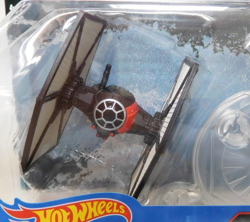 画像: 2017 HW STAR WARS STARSHIP 【FIRST ORDER SPECIAL FORCES TIE FIGHTER】　BLACK-RED (2017 CARD)