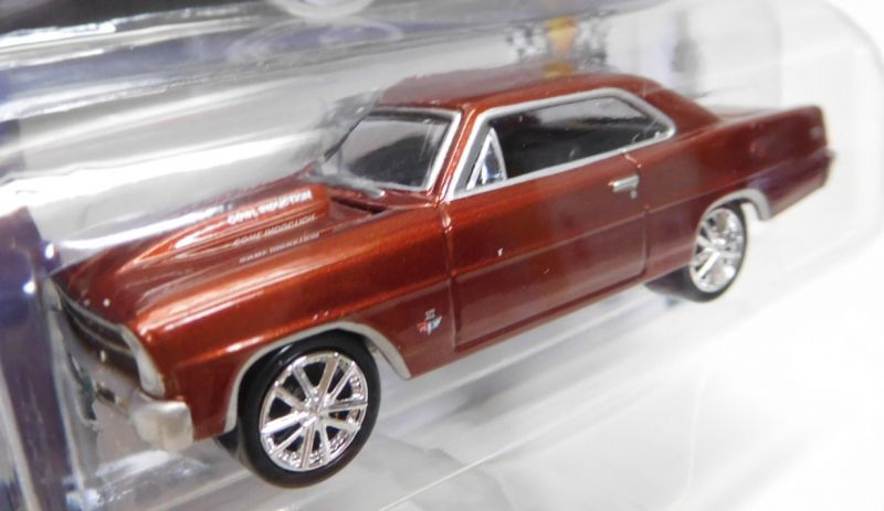 画像: 2016 JOHNNY LIGHTNING - MUSCLE CARS USA S2 【1967 CHEVY NOVA SS】 MET.BROWN/RR (1836個限定）