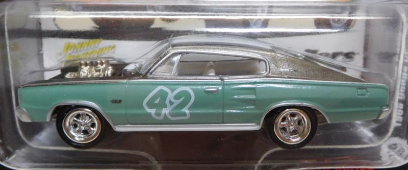 画像: 2016 JOHNNY LIGHTNING - STREET FREAKS S2 【1966 DODGE CHARGER】 PALE GREEN (THE SPOILERS)