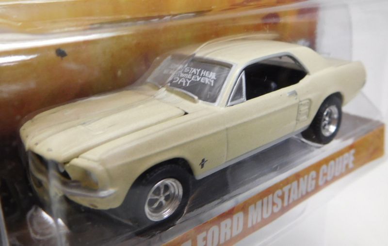 画像: 2016 GREENLIGHT HOLLYWOOD SERIES 15 【1967 FORD MUSTANG COUPE】 CREAM/RR (THE WALKING DEAD) 