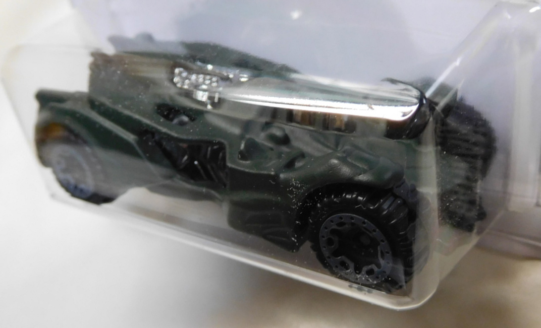 画像: 【BATMAN ; ARKHAM KNIGHT BATMOBILE】 FLAT OLIVE/BLOR