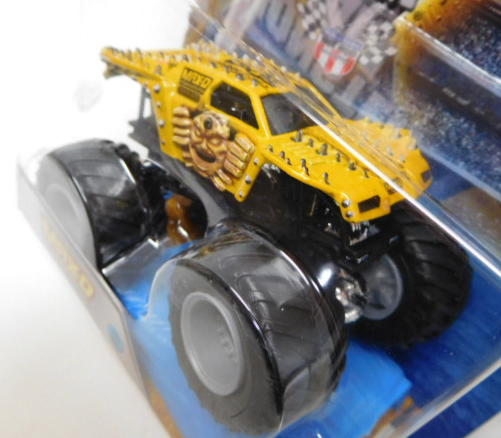 画像: 2016 MONSTER JAM includes STUNT RAMP! 【MAX-D (BROWN TAMPO)】 YELLOW (2016 NEW LOOK!)