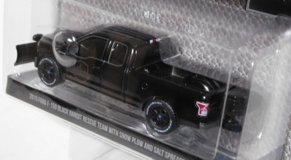 画像: 2017 GREENLIGHT BLACK BANDIT SERIES16 【2015 FORD F-150 BLACK BANDIT RESCUE TEAM WITH SNOW PLOW AND SALT SPREADER】 BLACK/RR