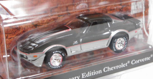 画像: 2017 GREENLIGHT ANNIVERSARY COLLECTION S4 【1978 25th ANNIVERSARY EDITION CHEVROLET CORVETTE】 BLACK-SILVER/RR 