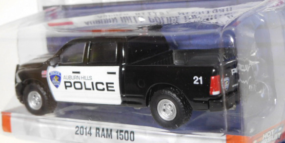 画像: 2017 GREENLIGHT HOT PURSUIT S21 【2014 RAM 1500】 BLACK-WHITE/RR (AUBURN HILLS POLICE DEPARTMENT) 