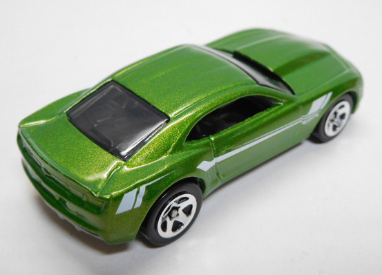 画像: 2017 WALMART EXCLUSIVE MYSTERY 【'13 COPO CAMARO】 DK.GREEN/5SP (予約不可）