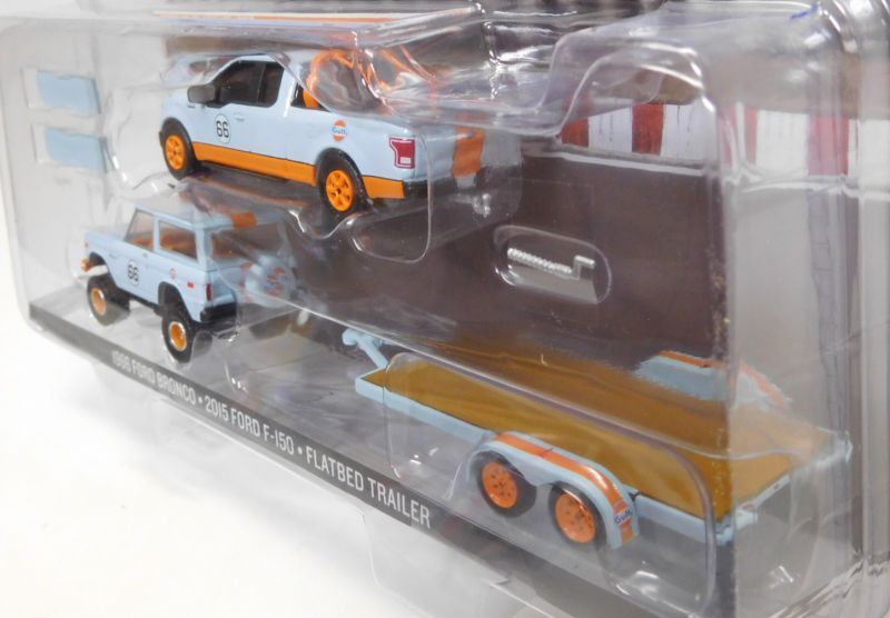 画像: 2017 GREENLIGHT - HITCH & TOW RACING "MIJO EXCLUSIVE" 【1966 FORD BRONCO/2015 FORD F-150/ENCLOSED CAR HAULER】 LT.BLUE/RR (GULF)(3024個限定）