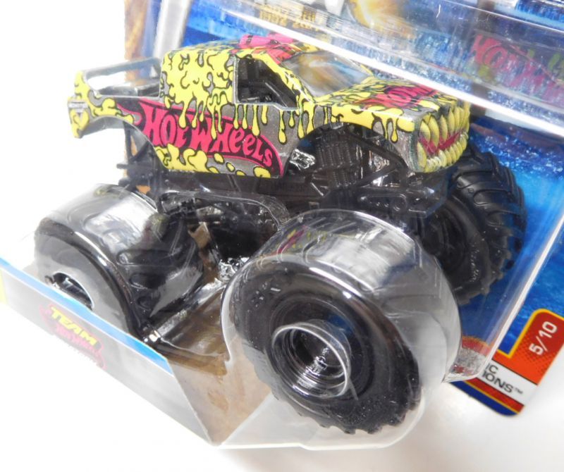 画像: 2017 MONSTER JAM includes TEAM FLAG! 【TEAM HOT WHEELS FIRESTORM】 ZAMAC (EPIC ADDITIONS)(2017 NEW LOOK!)