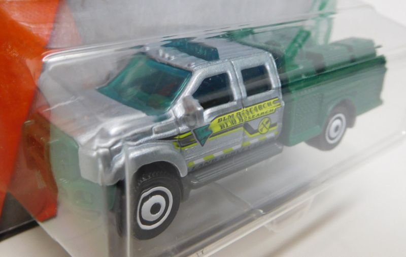 画像: 2017 【FORD F-550 SUPER DUTY】 SILVER-DK.GREEN