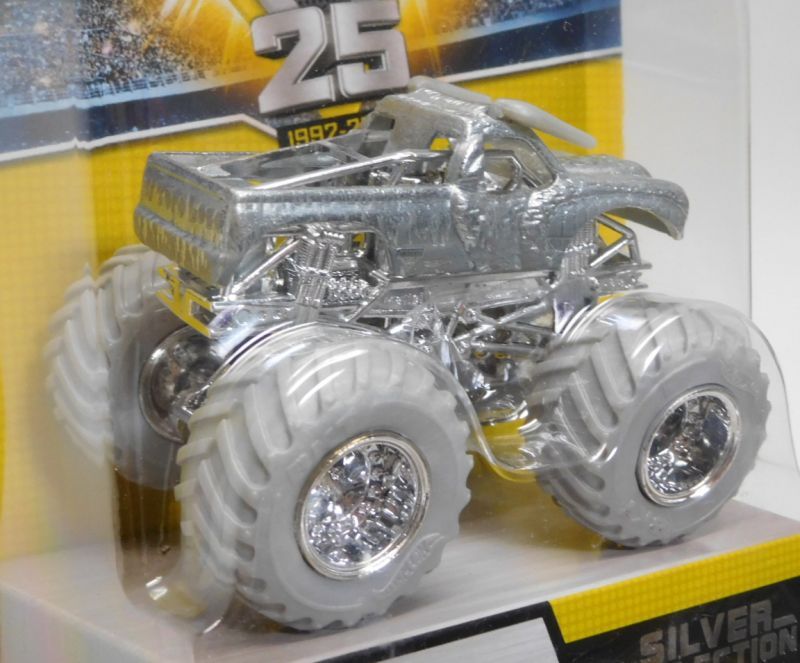 画像: 2017 MONSTER JAM 25th SILVER COLLECTION 【EL TORO LOCO】 SILVER (予約不可）