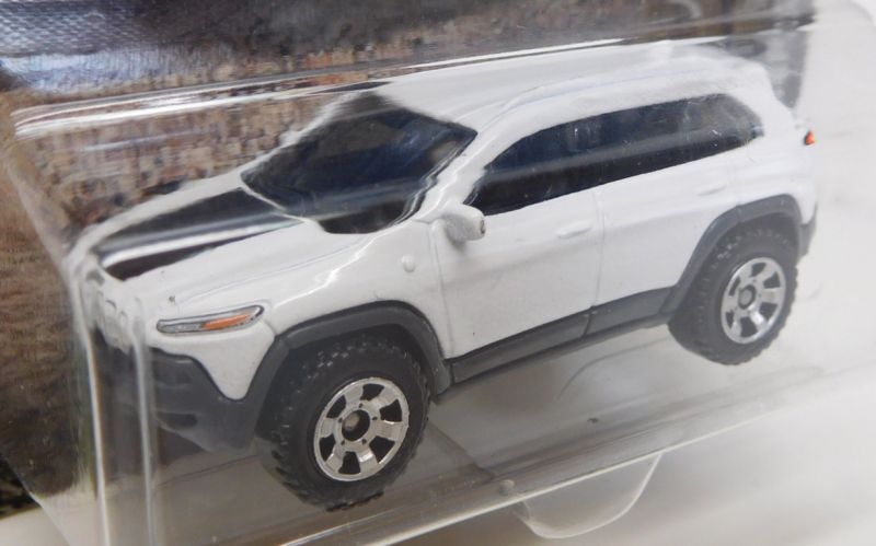 画像: 2016 MATCHBOX WALMART EXCLUSIVE "JEEP ANNIVERSARY EDITION"【2014 JEEP CHEROKEE TRAILHAWK】 WHITE  