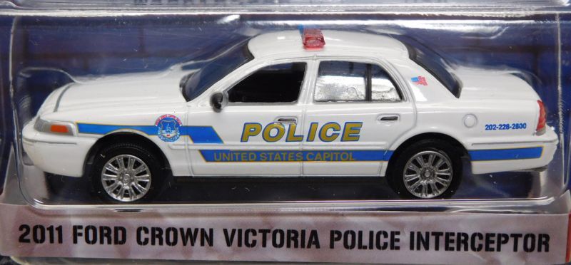 画像: 2017 GREENLIGHT HOT PURSUIT S22 【2011 FORD CROWN VICTORIA POLICE INTERCEPTOR】 WHITE/RR (CAPITOL POLICE) 