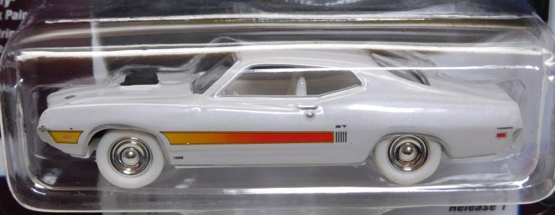 画像: 2017 JOHNNY LIGHTNING - MUSCLE CARS USA R1D 【1970 FORD TORINO GT】 WHITE/RR (WHITE LIGHTNING)