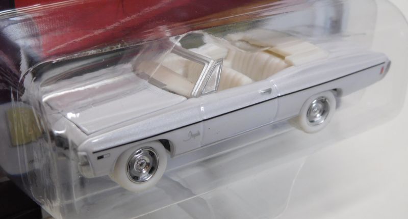 画像: 2017 JOHNNY LIGHTNING - MUSCLE CARS USA R1D 【1968 CHEVY IMPALA CONVERTIBLE】 WHITE/RR(WHITE LIGHTNING)