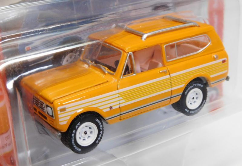 画像: 2017 JOHNNY LIGHTNING - CLASSIC GOLD COLLECTION R1C 【1979 INTERNATIONAL SCOUT II】 LT.ORANGE/RR (1256個限定)