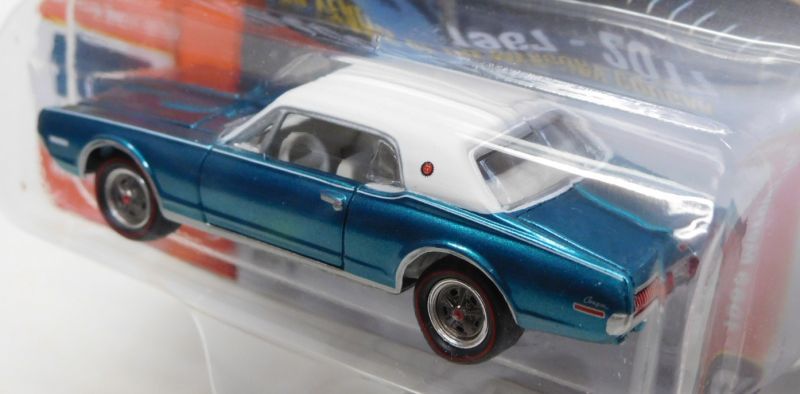 画像: 2017 JOHNNY LIGHTNING - CLASSIC GOLD COLLECTION R1C 【1968 MERCURY COUGAR XR7-G】 MET.AQUA-WHITE/RR (1256個限定)