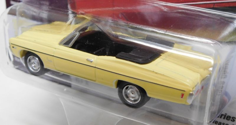 画像: 2017 JOHNNY LIGHTNING - MUSCLE CARS USA R1D 【1968 CHEVY IMPALA CONVERTIBLE】 LT.YELLOW/RR(1256個限定)