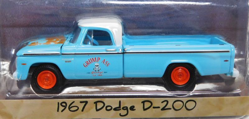 画像: 2017 GREENLIGHT BLUE COLLAR COLLECTION S2 【1967 DODGE D-200 (GRUMP'S GARAGE)】 LT.BLUE/RR 