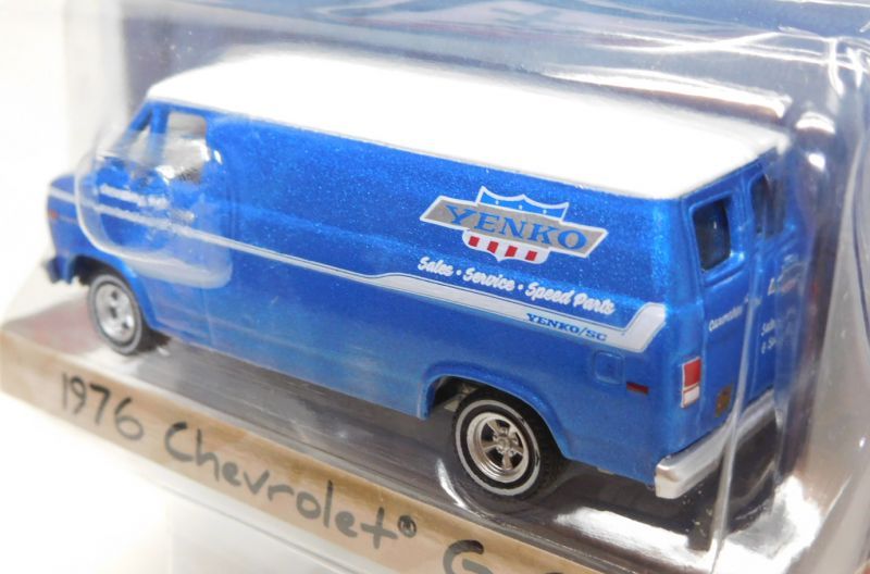 画像: 2017 GREENLIGHT BLUE COLLAR COLLECTION S2 【1976 CHEVROLET G-20 (YENKO PARTS)】 BLUE-WHITE/RR 